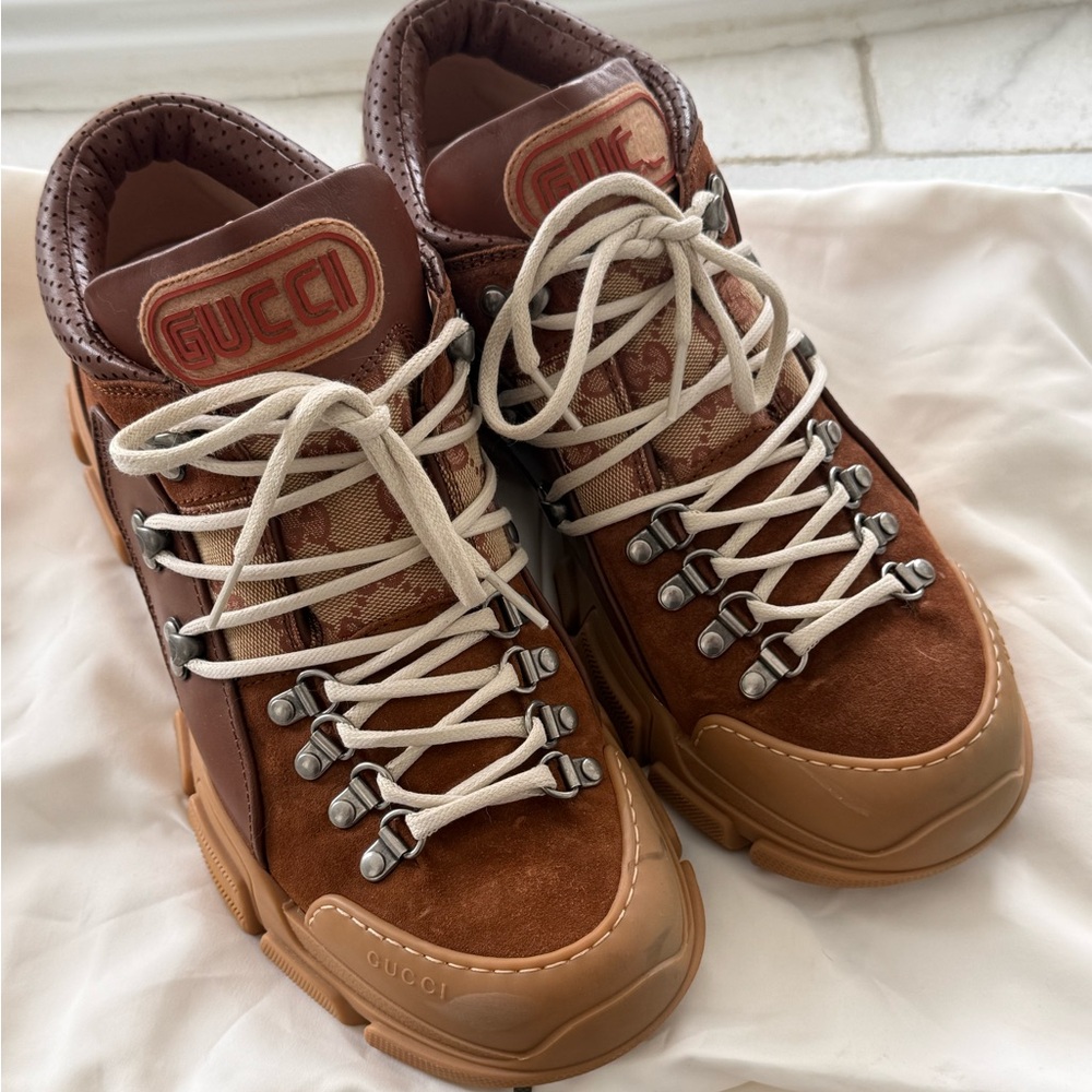 Gucci Men's Brown Suede Leather Sneakers size 9